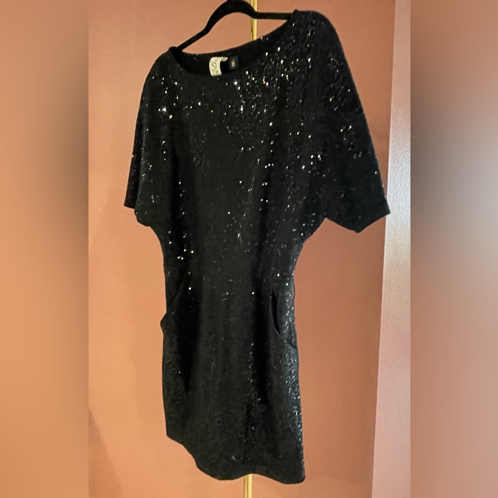 Juicy Couture Black Sequin Top . Viscose/Wool.